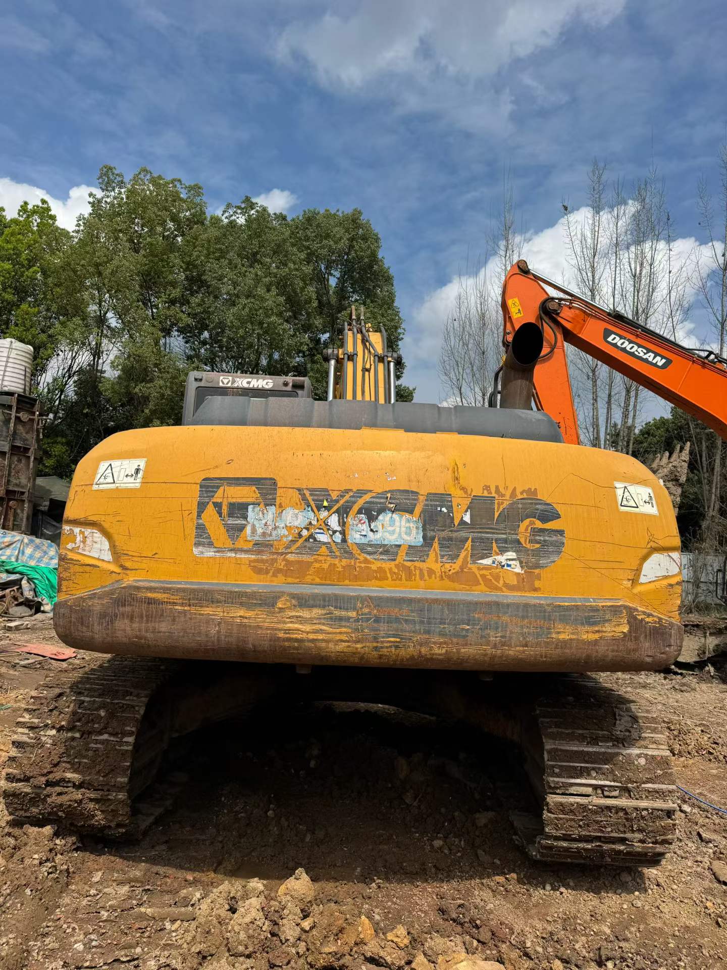 Used XCMG XE245D Excavator 2020 Model / 3