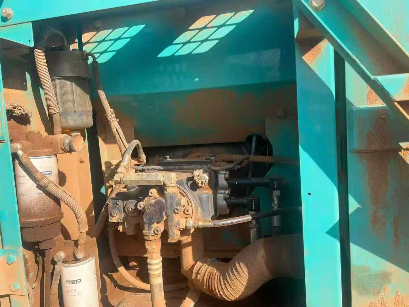 Used Kobelco SK140 Excavator 2014 Model / 6