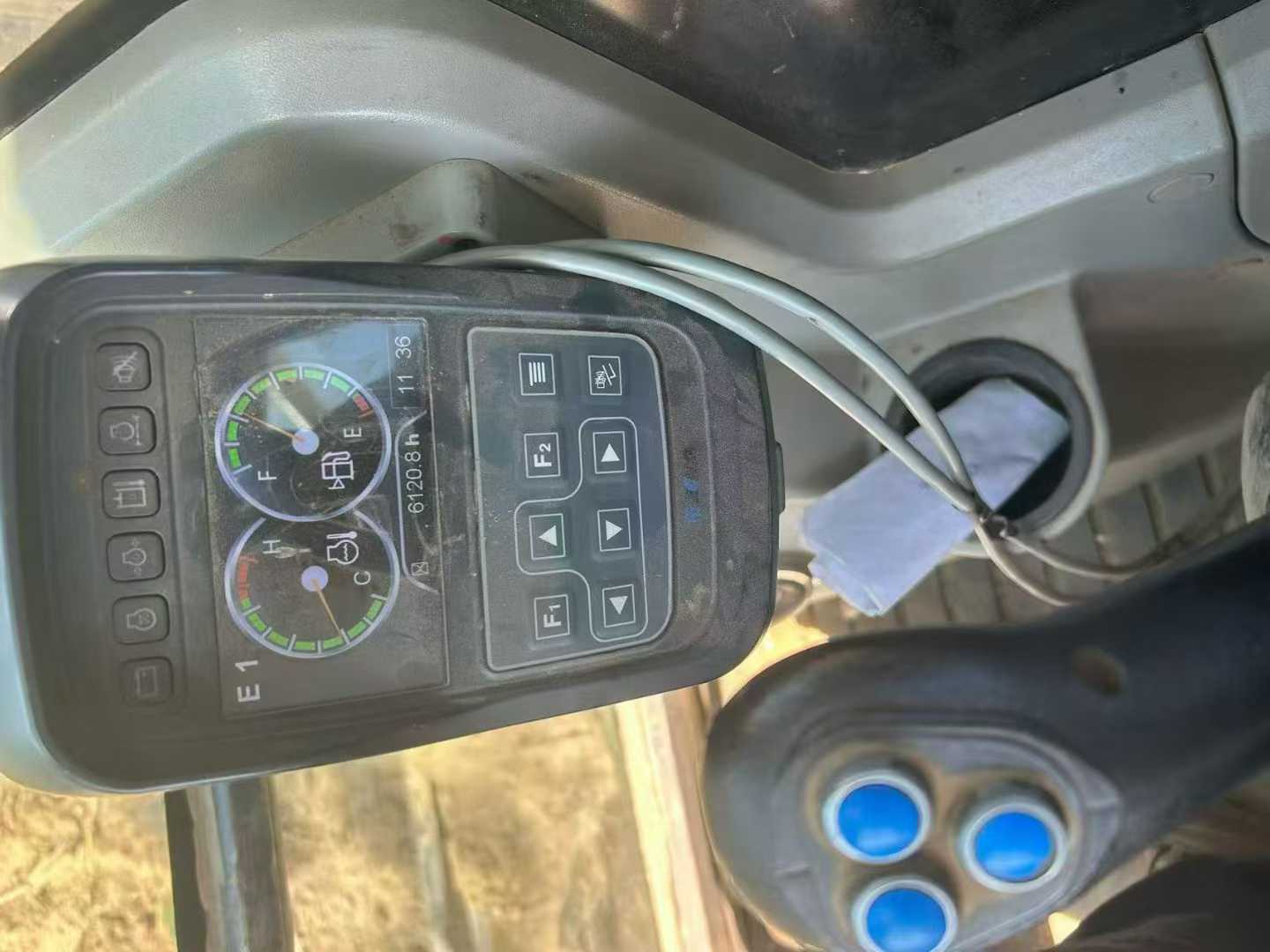 Buy XCMG XE75C Used Excavator / 3 Used XCMG XE75C Excavator 2021 Model / 3