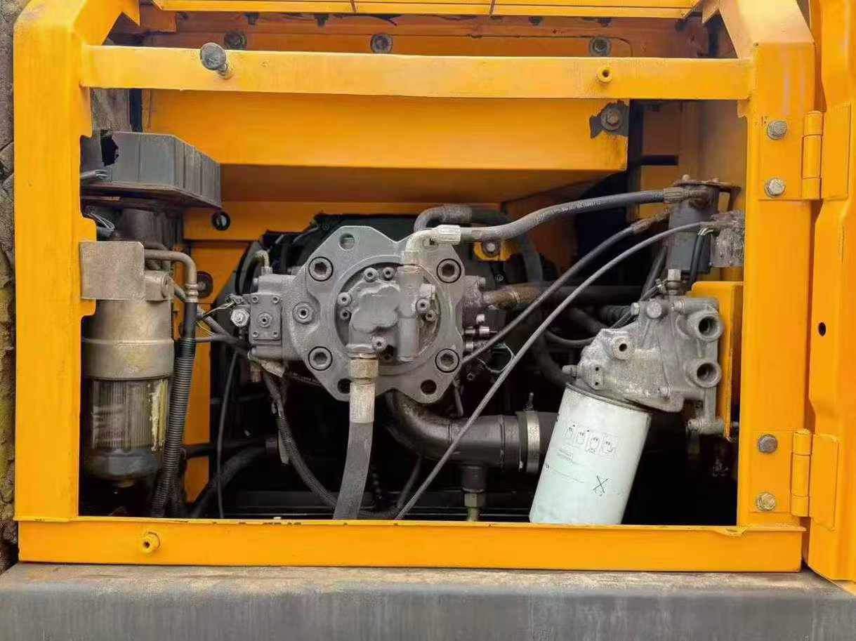 Buy Sany SY215C-8 Used Excavator / 5 Used Sany SY215C-8 Excavator 2014 Model / 5