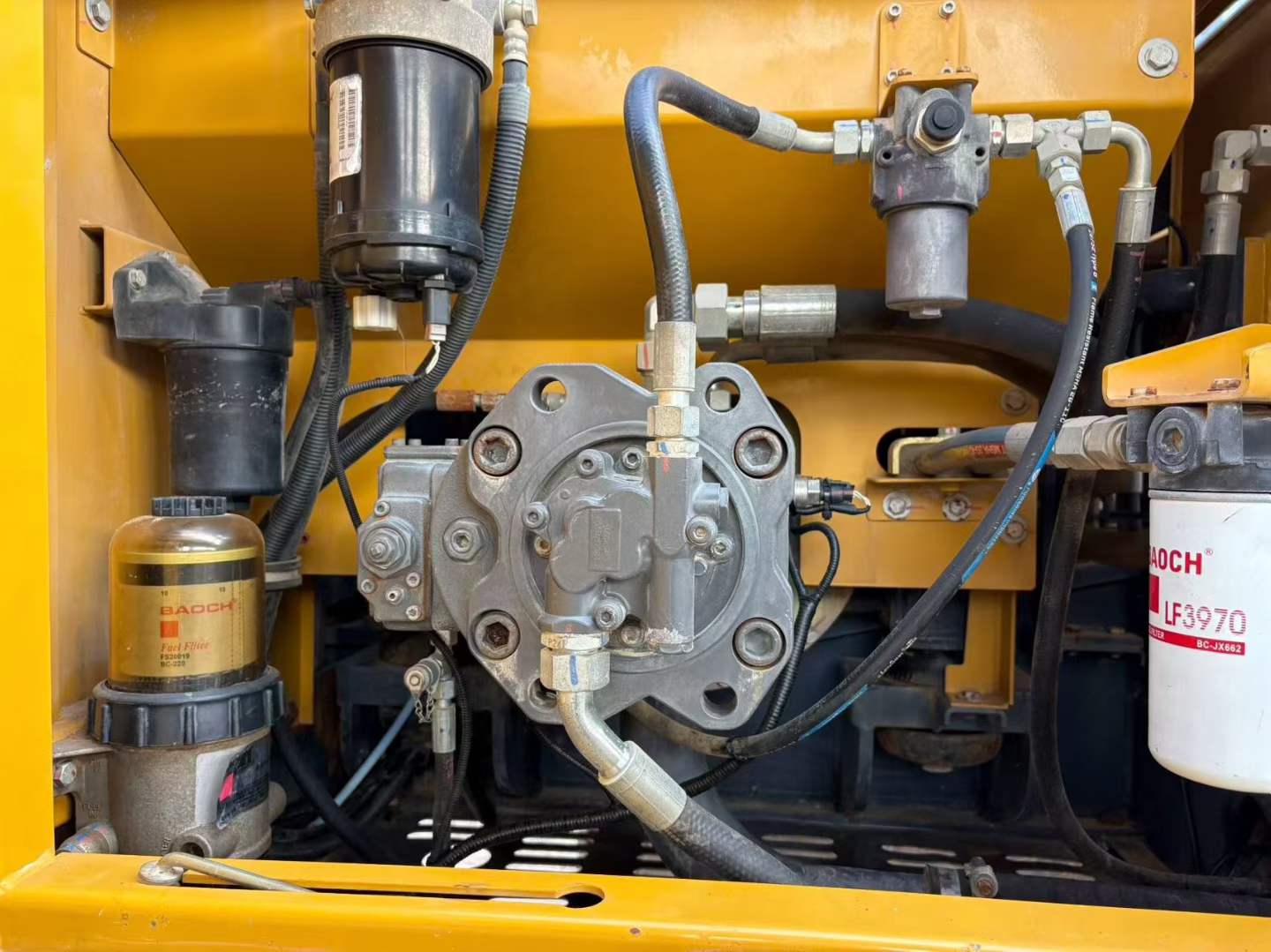 Used XCMG XE200 Excavator 2020 Model / 6