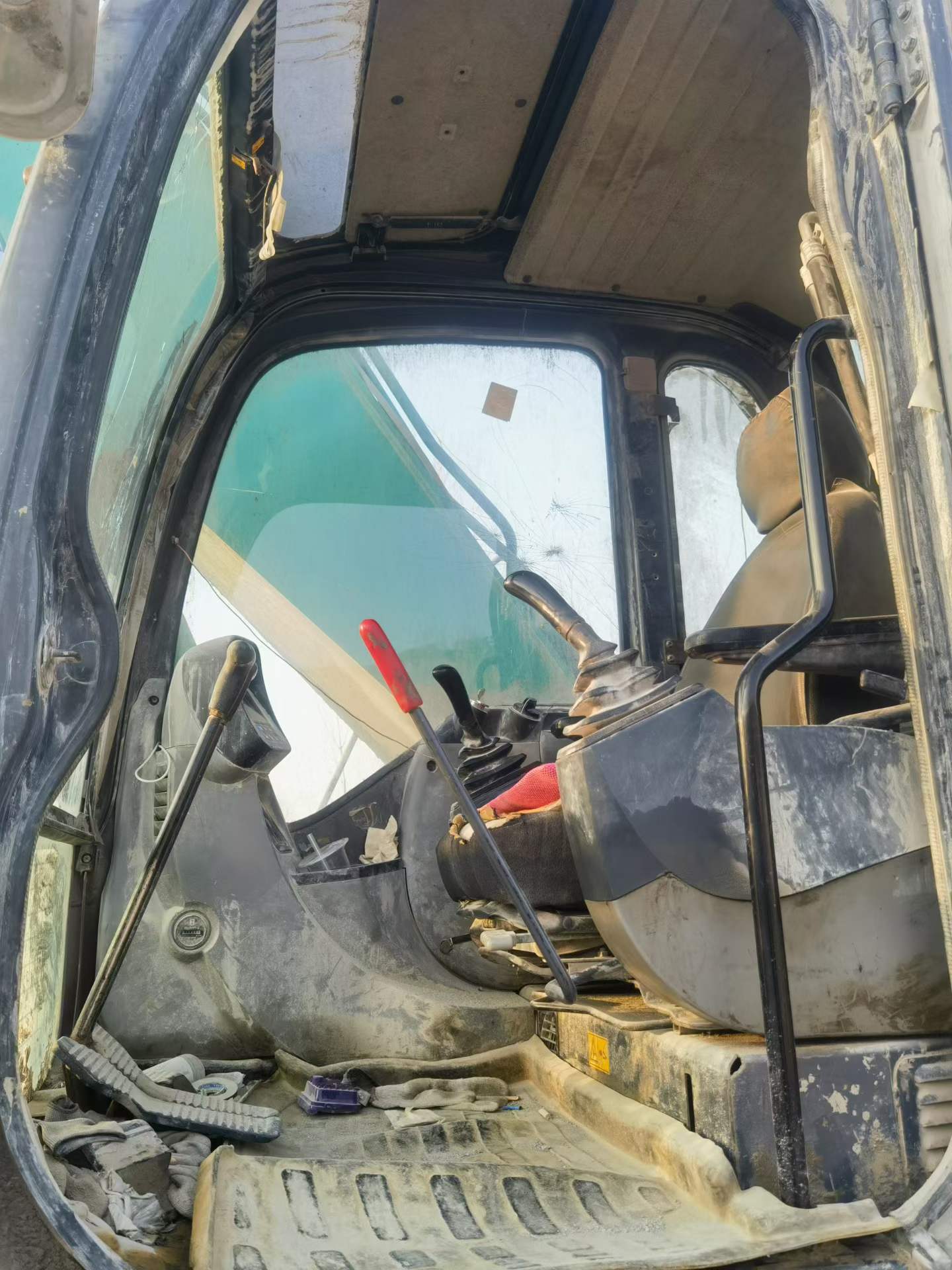 Used Kobelco SK260 Excavator 2011 Model / 9