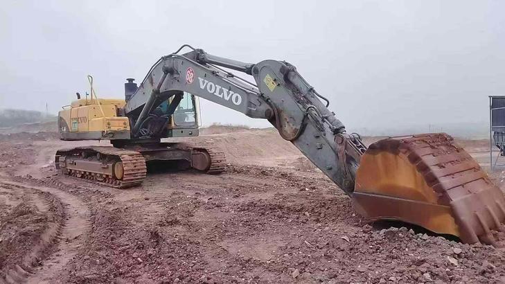Buy Volvo EC360BL Used Excavator / 1