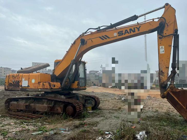 Buy Sany SY200C Used Excavator / 1