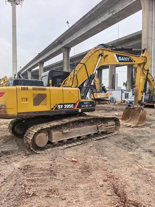 Buy Sany SY205C Used Excavator / 1