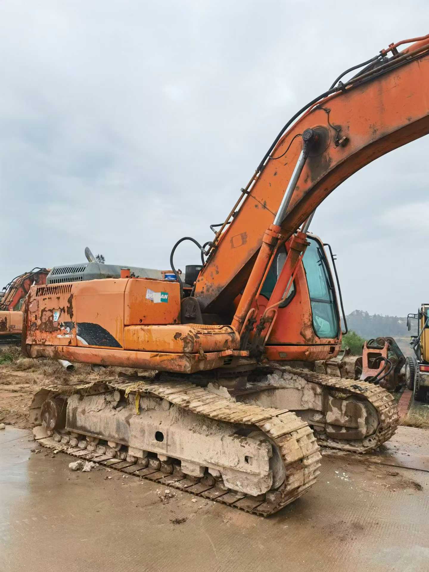 Buy Doosan DH215-9 Used Excavator / 3 Used Doosan DH215-9 Excavator 2016 Model / 3