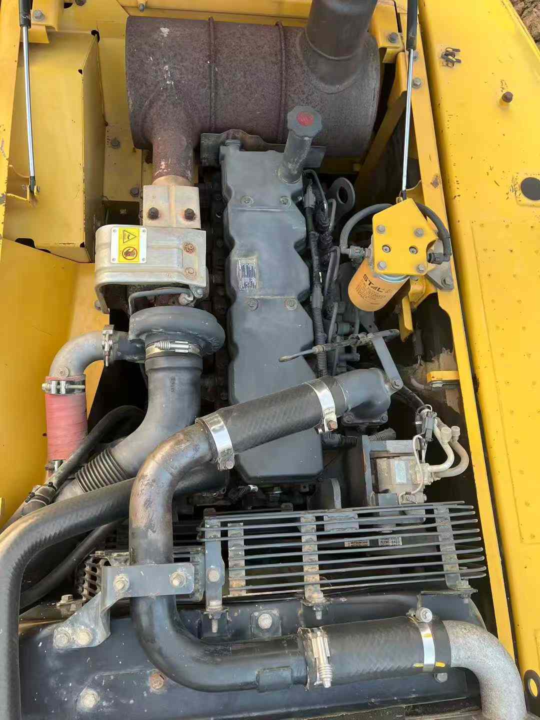 Used Komatsu PC200-8N1 Excavator 2016 Model / 5