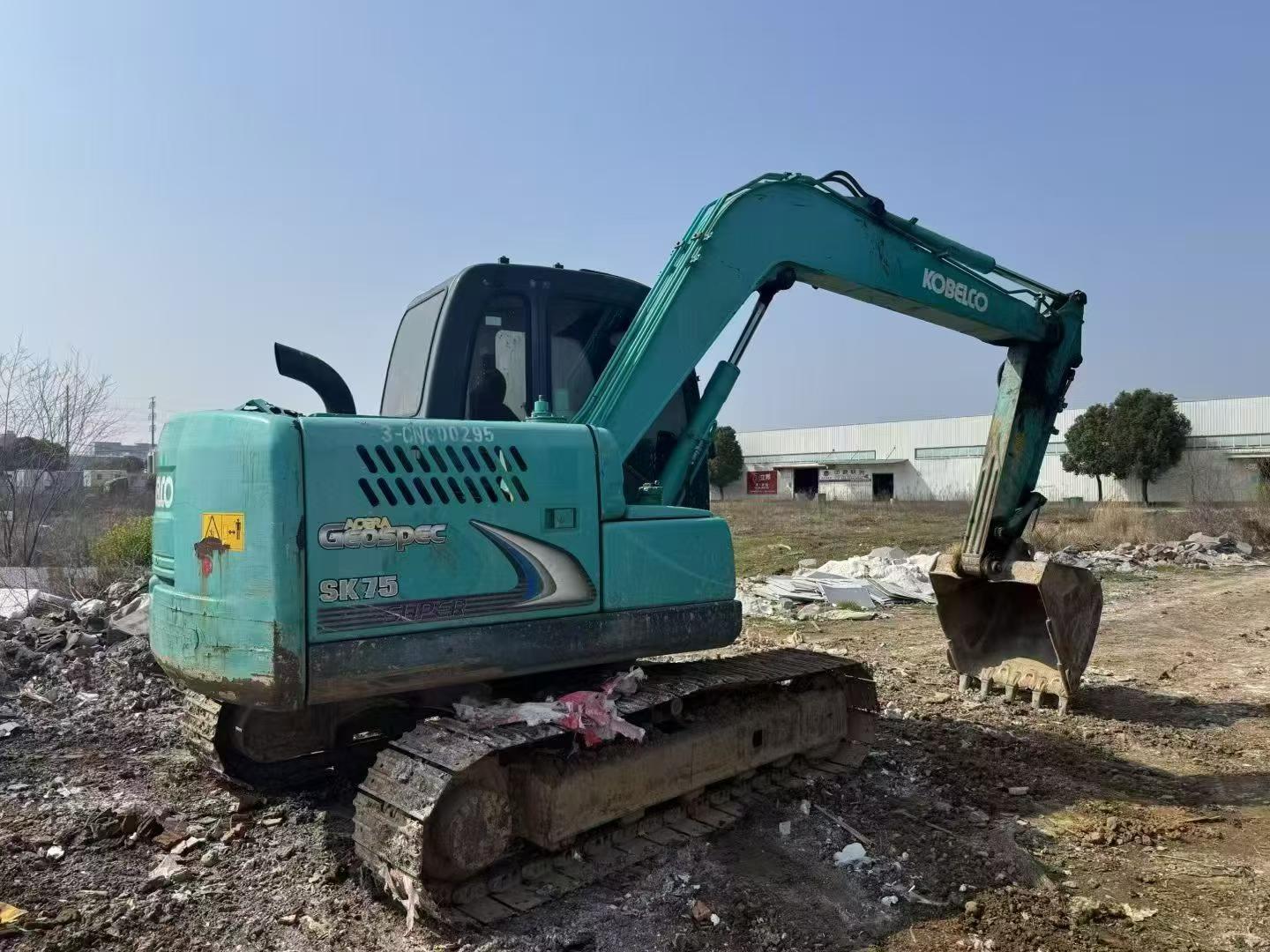 Buy Kobelco SK75 Used Excavator / 2 Used Kobelco SK75 Excavator 2018 Model / 2