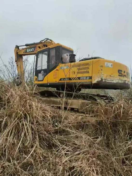 Buy Sany SY215C Used Excavator / 1