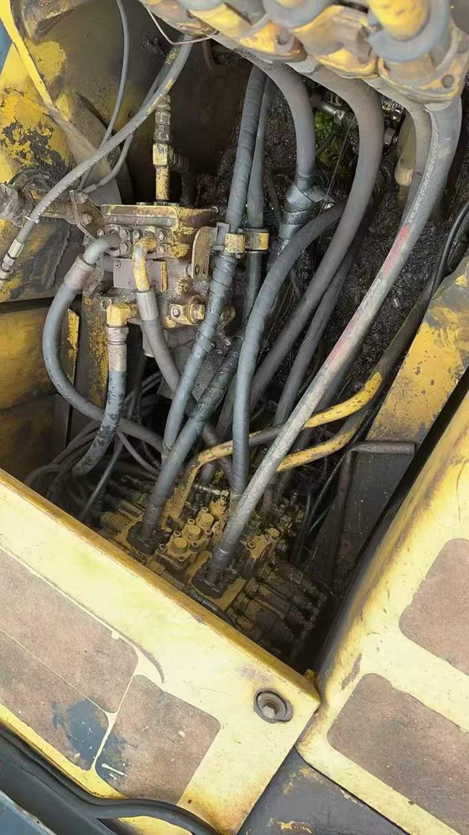 Buy Komatsu PC220-7 Used Excavator / 6 Used Komatsu PC220-7 Excavator 2016 Model / 6