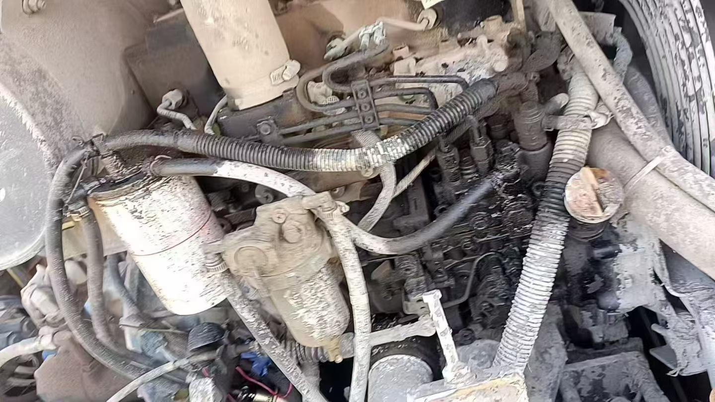 Used Hyundai R80G Excavator 2016 Model / 5