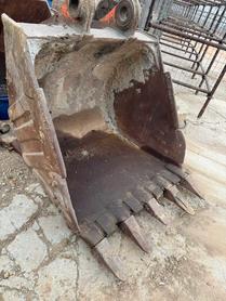 Buy Komatsu PC200-1 Used Excavator / 2 Used Komatsu PC200-1 Excavator 2016 Model / 2