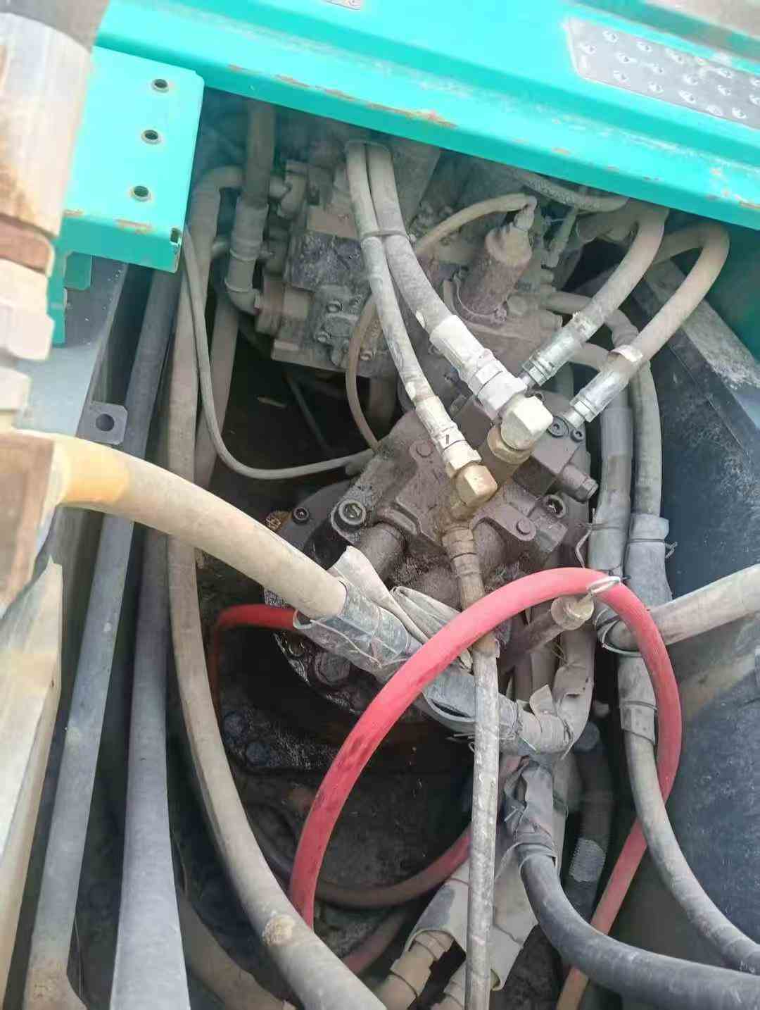 Used Kobelco SK210 Excavator 2017 Model / 3