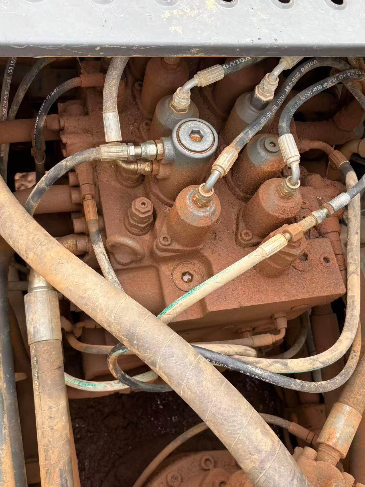 Buy Volvo EC380D Used Excavator / 1