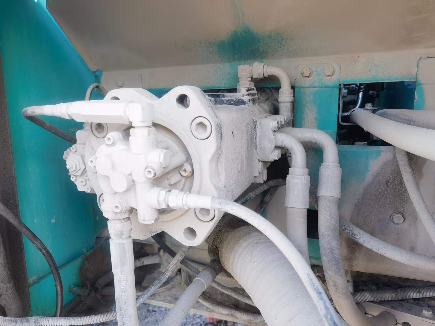 Used Kobelco SK260 Excavator 2011 Model / 4