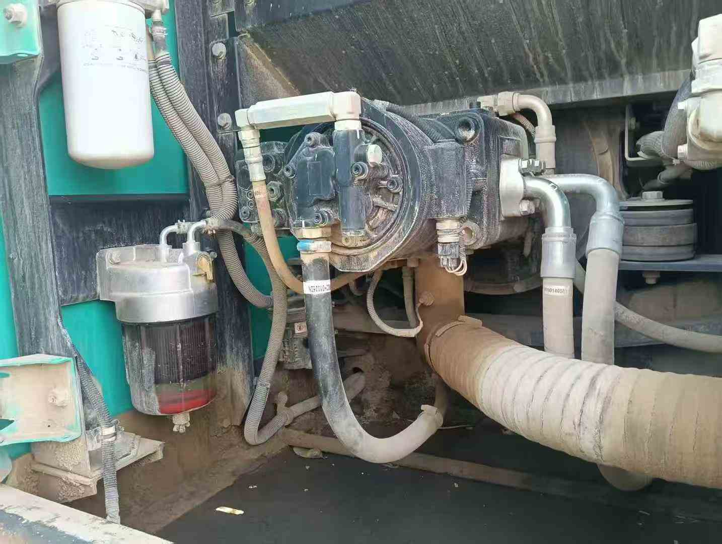 Used Kobelco SK210 Excavator 2017 Model / 4