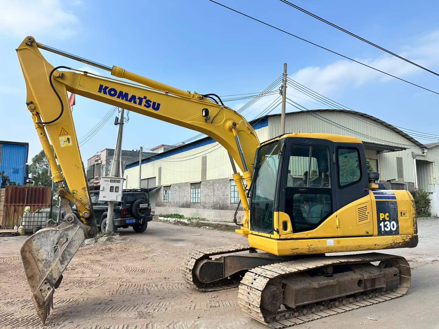 Buy Komatsu PC130-7 Used Excavator / 1