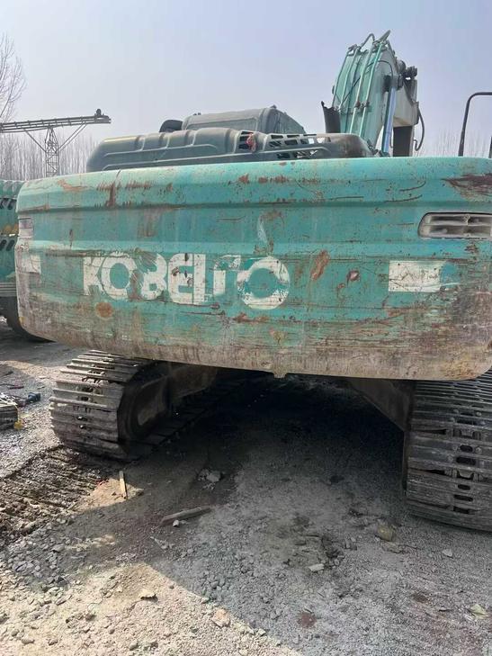 Buy Kobelco SK260 Used Excavator / 1