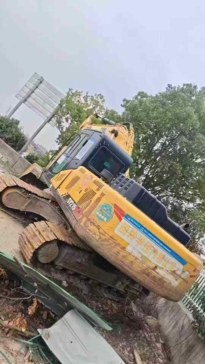 Buy Sany SY205C Used Excavator / 1