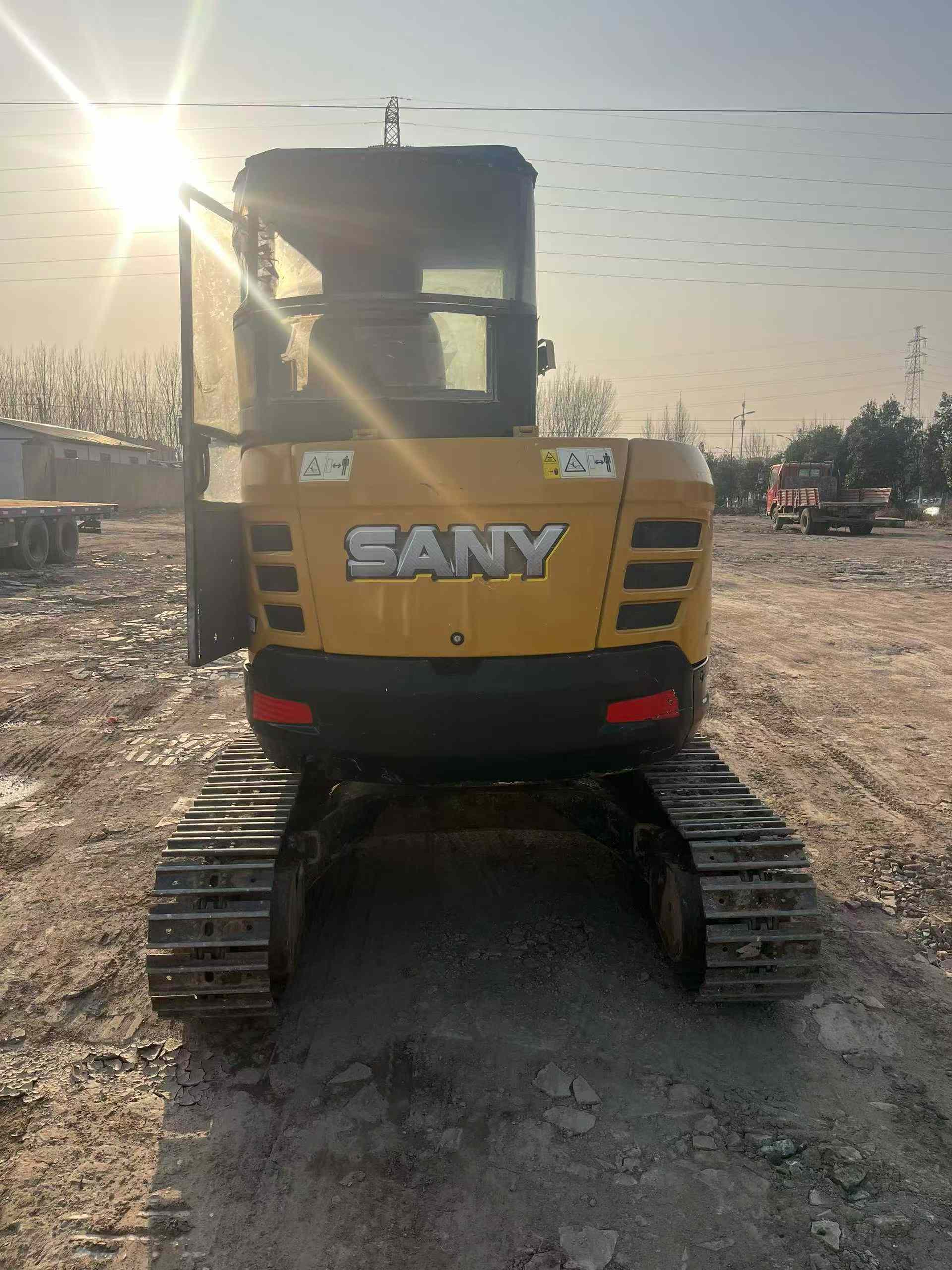Buy Sany SY35C Used Excavator / 1