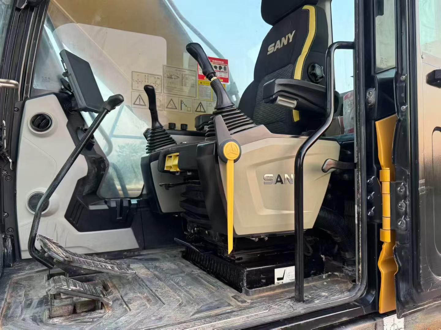 Buy Sany SY200C Used Excavator / 6 Used Sany SY200C Excavator 2022 Model / 6