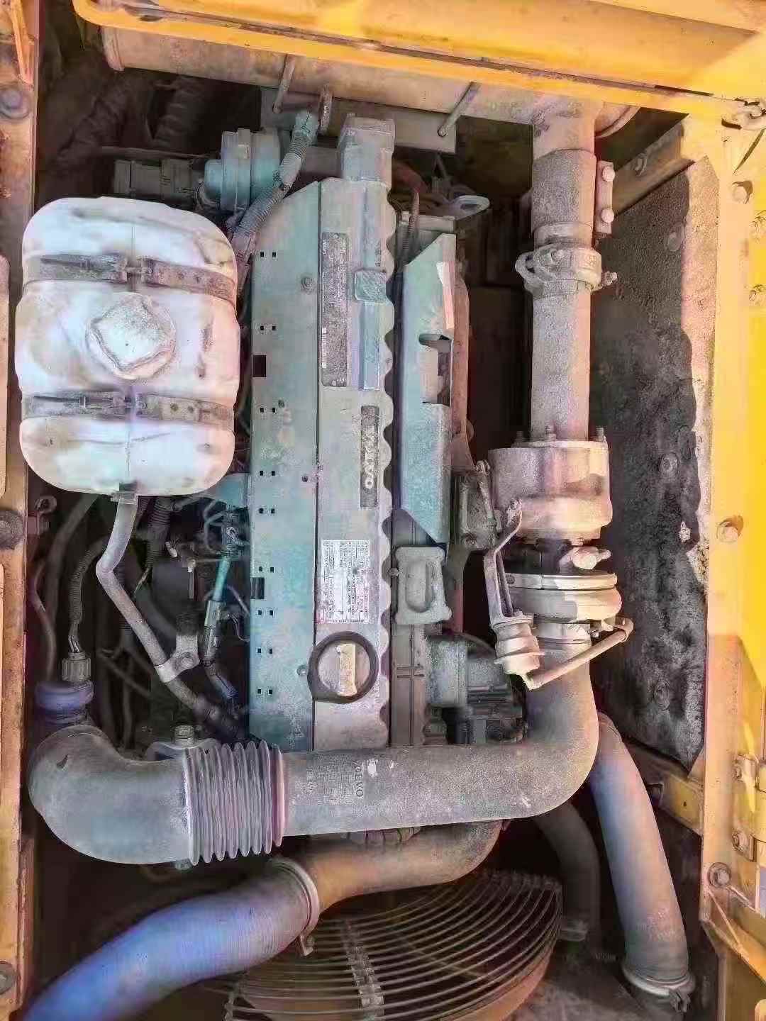 Buy Volvo EC210B Used Excavator / 6 Used Volvo EC210B Excavator 2016 Model / 6