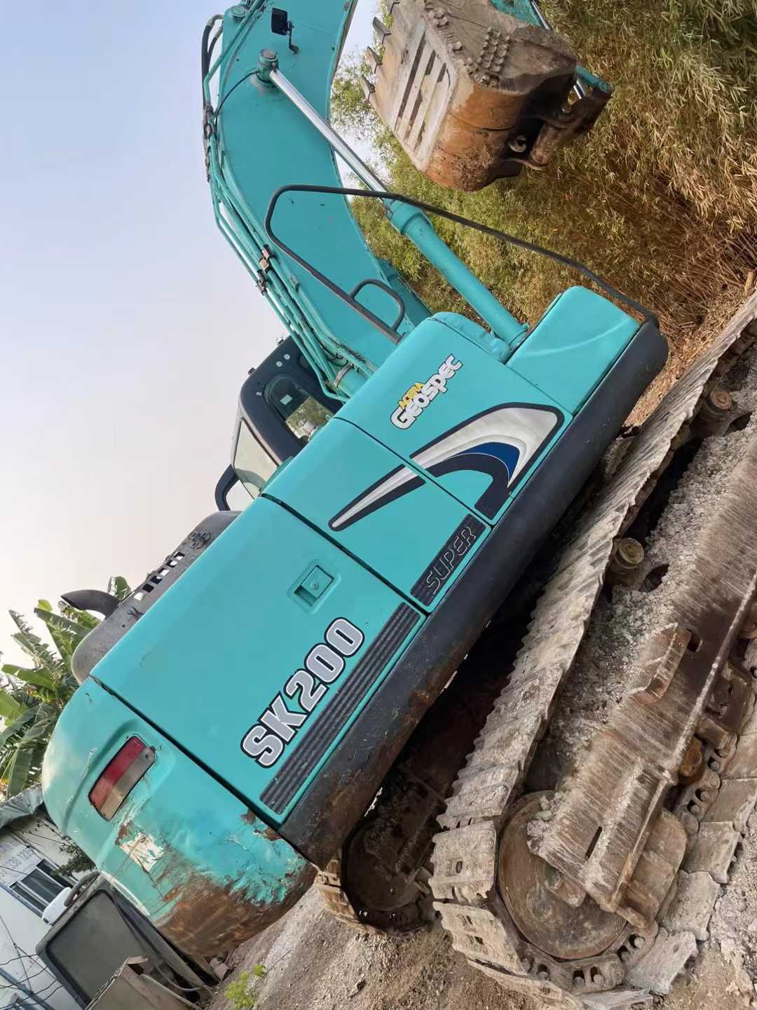 Used Kobelco SK200-8 Excavator 2016 Model / 4
