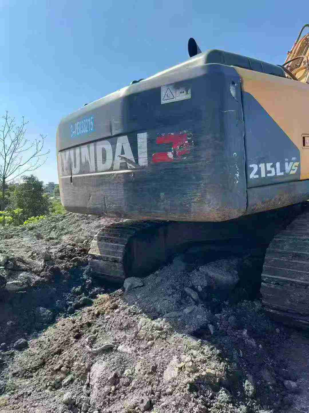 Buy Hyundai R215-7 Used Excavator / 3 Used Hyundai R215-7 Excavator 2020 Model / 3