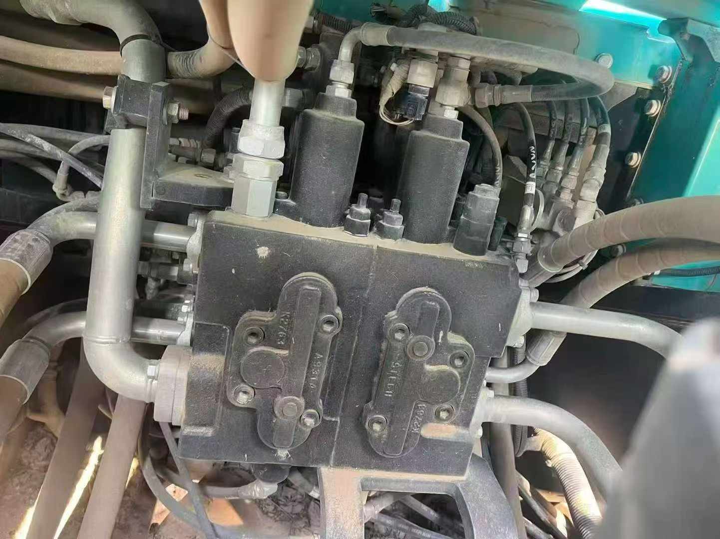 Buy Kobelco SK350-8 Used Excavator / 9 Used Kobelco SK350-8 Excavator 2019 Model / 9