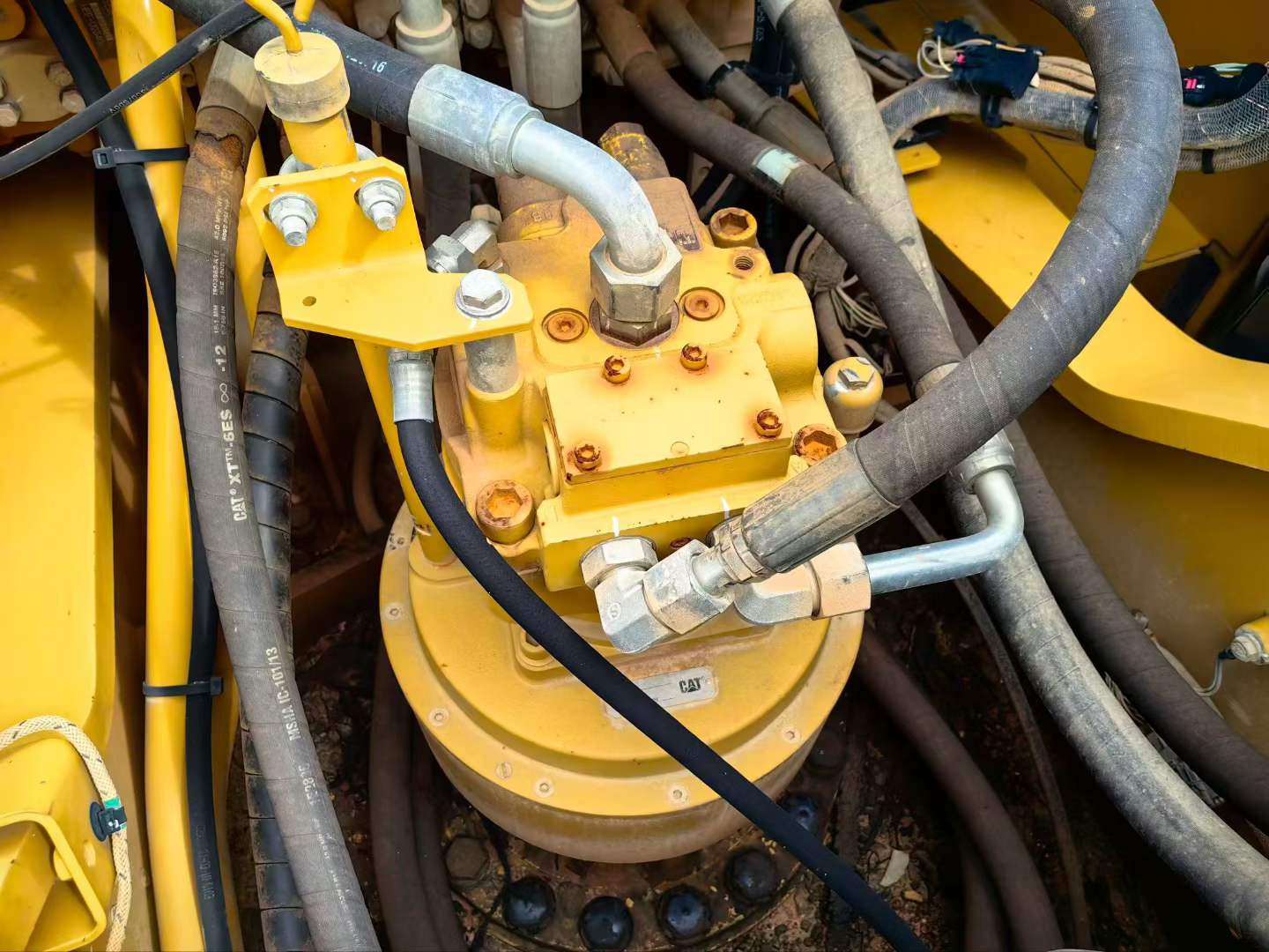 Buy Caterpillar 330B Used Excavator / 4 Used Caterpillar 330B Excavator 2021 Model / 4