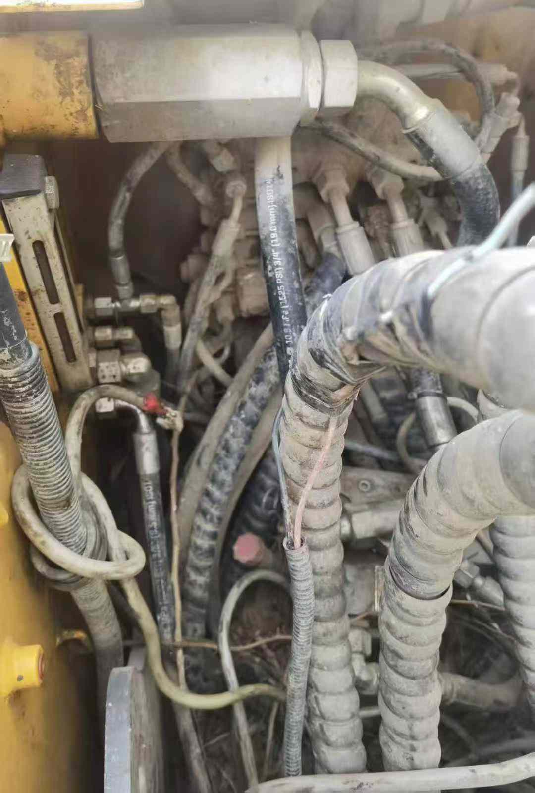 Buy XCMG XE75C Used Excavator / 4 Used XCMG XE75C Excavator 2016 Model / 4