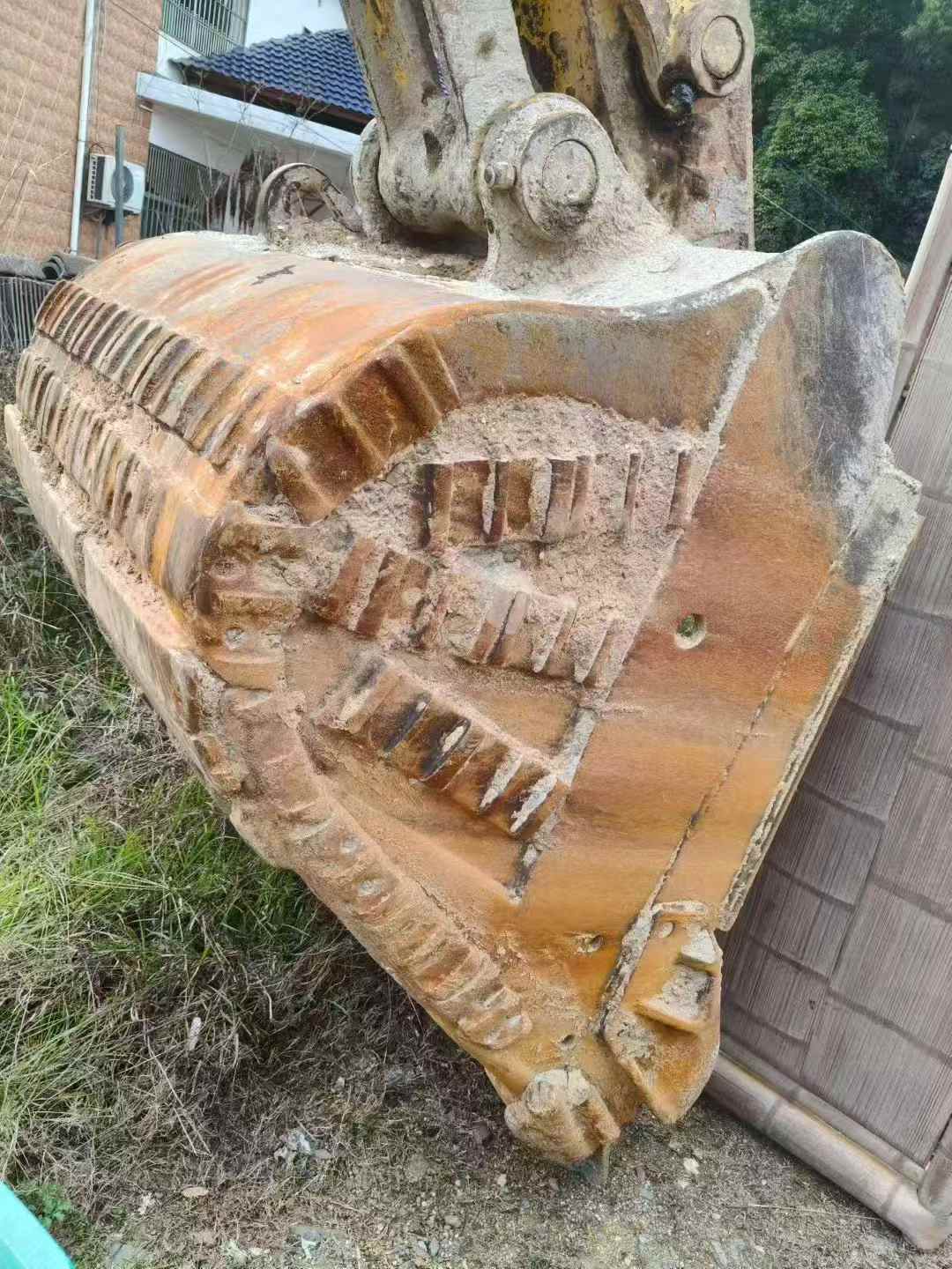 Buy Sumitomo SH240-3 Used Excavator / 4 Used Sumitomo SH240-3 Excavator 2016 Model / 4