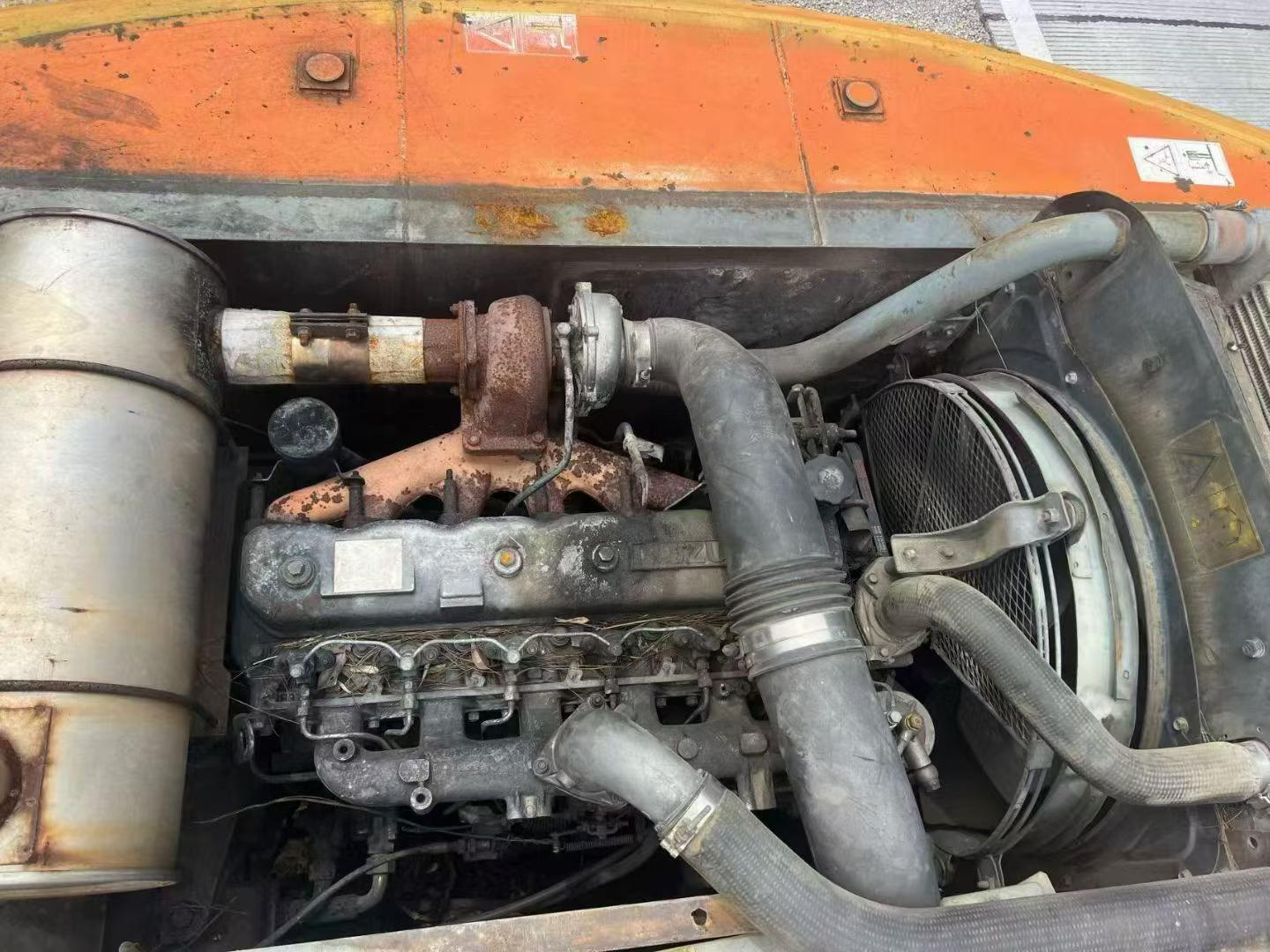 Used Hitachi ZX200-6 Excavator 2016 Model / 2