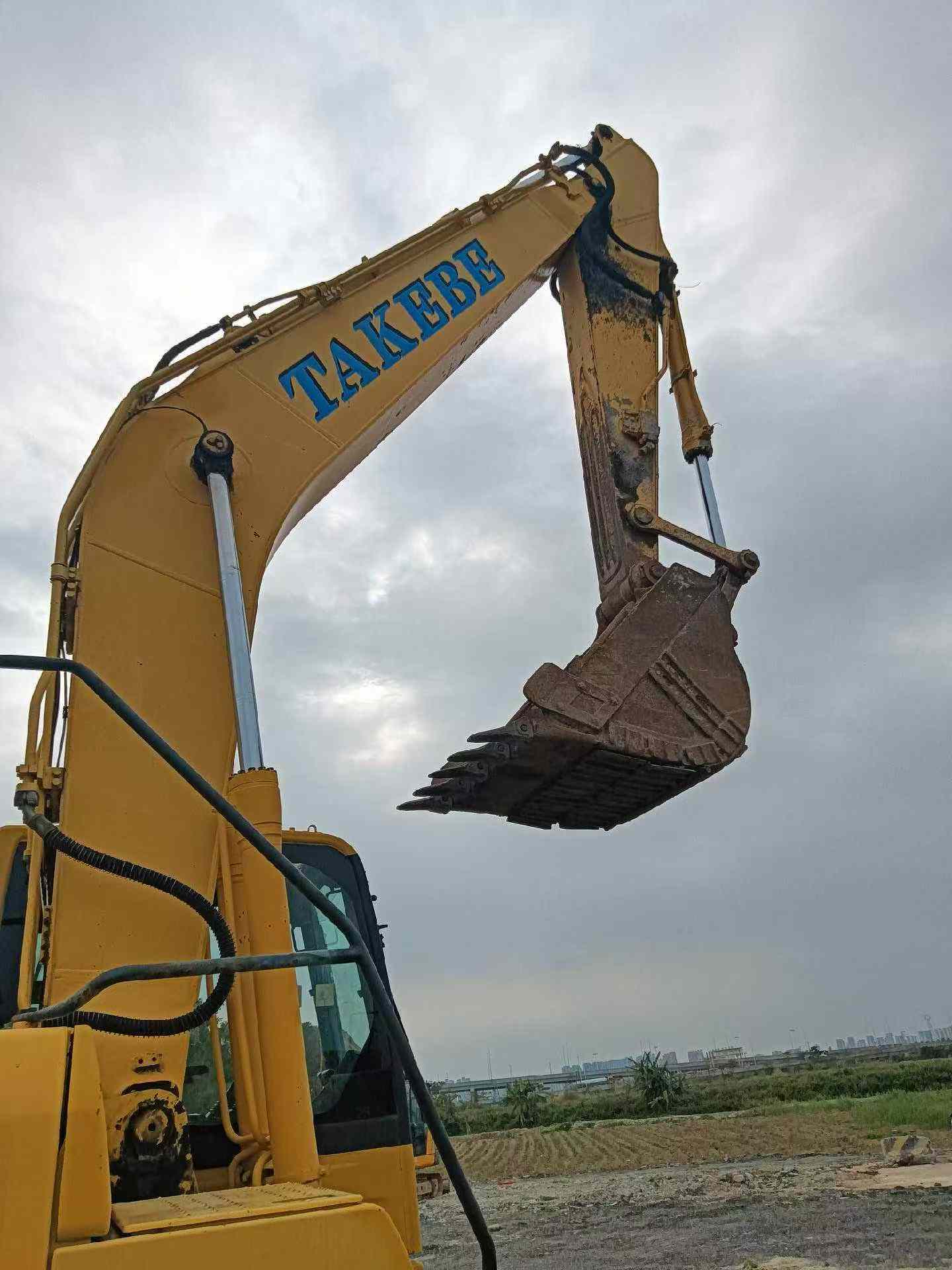Used Komatsu PC200-8N1 Excavator 2013 Model / 4