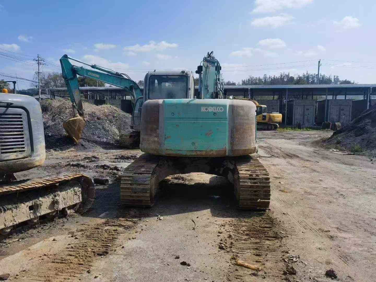 Buy Kobelco SK135 Used Excavator / 1