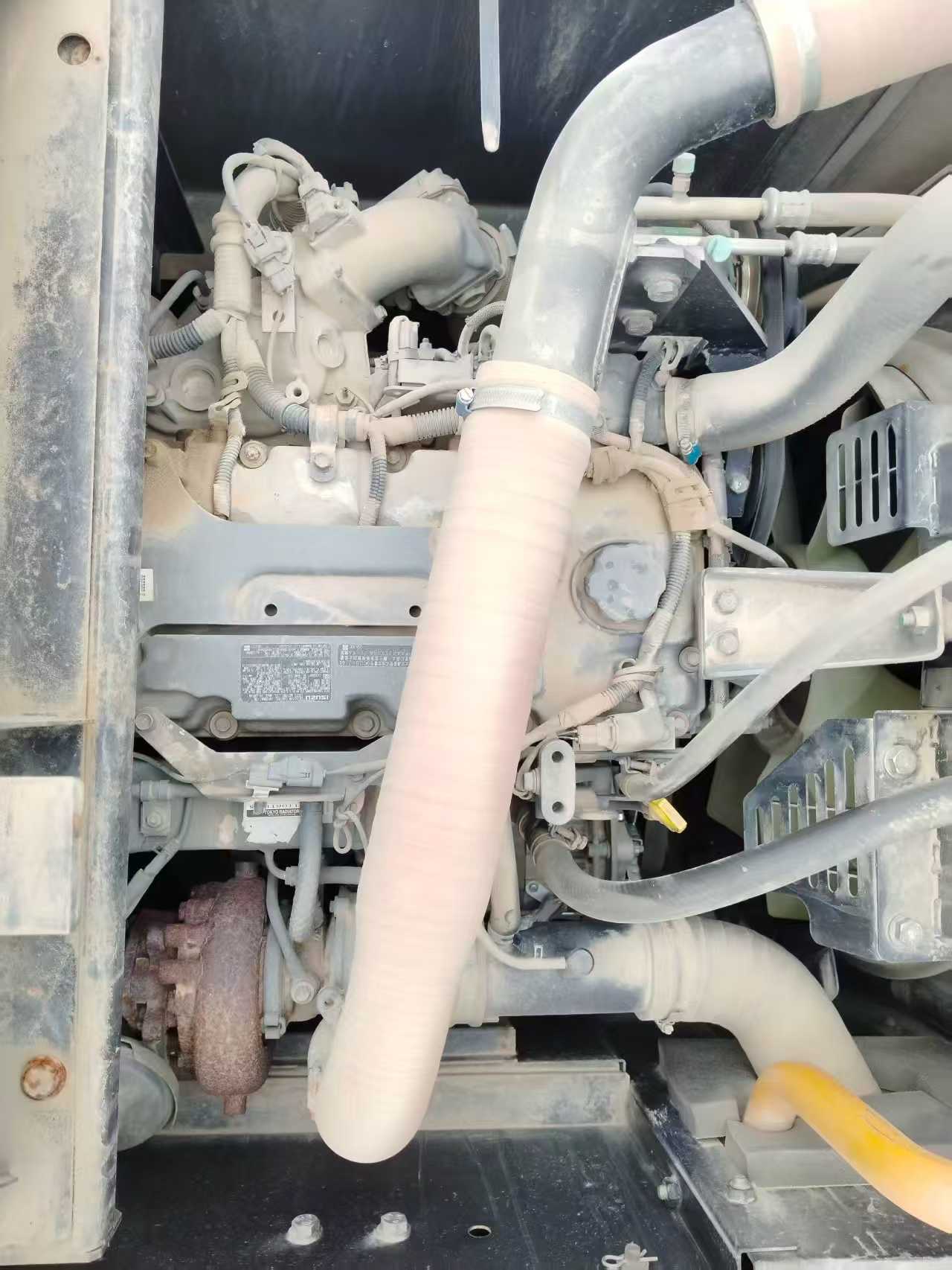 Buy Kato HD512 Used Excavator / 2 Used Kato HD512 Excavator 2016 Model / 2