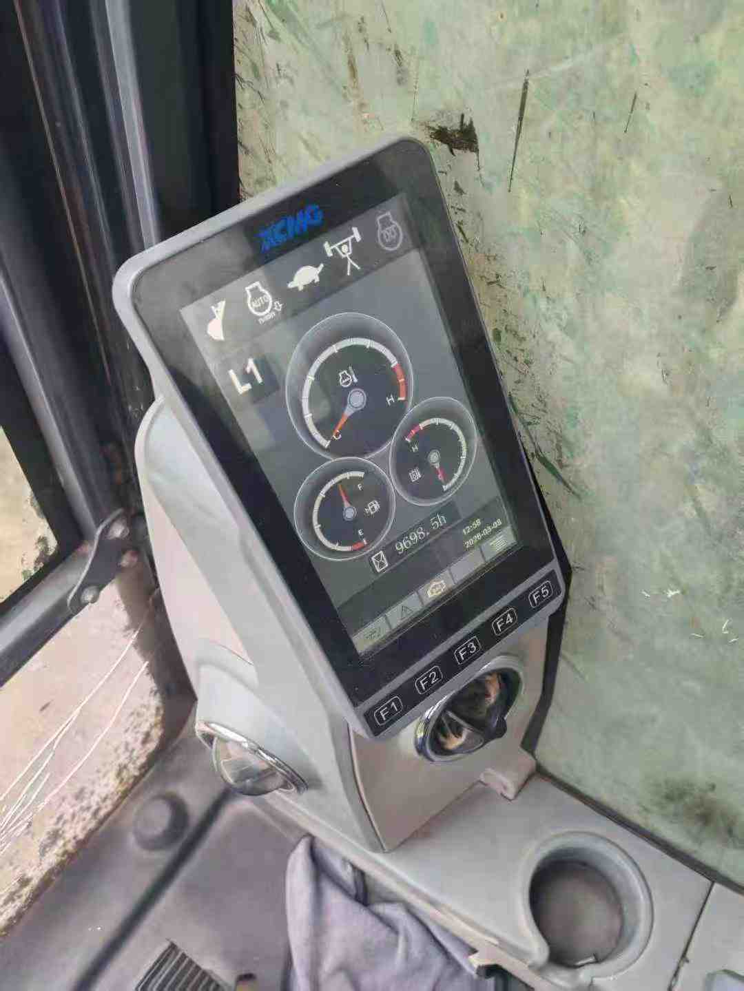 Buy XCMG XE155D Used Excavator / 1