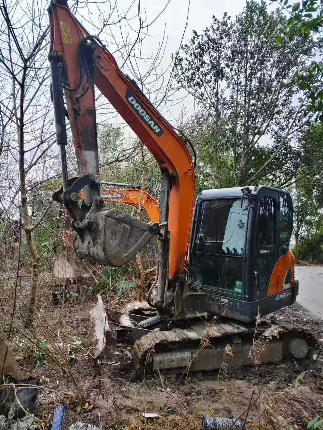 Buy Doosan DH60 Used Excavator / 3 Used Doosan DH60 Excavator 2021 Model / 3