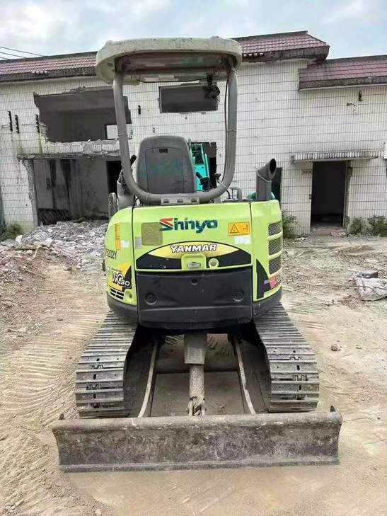 Buy Yanmar VIO30-5B Used Excavator / 1