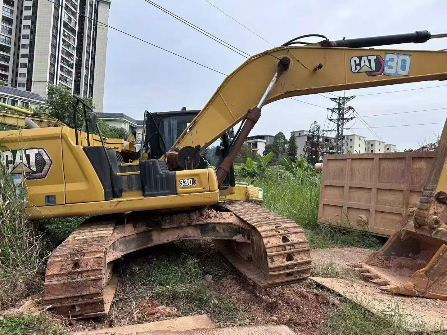 Buy Caterpillar 330B Used Excavator / 9 Used Caterpillar 330B Excavator 2021 Model / 9