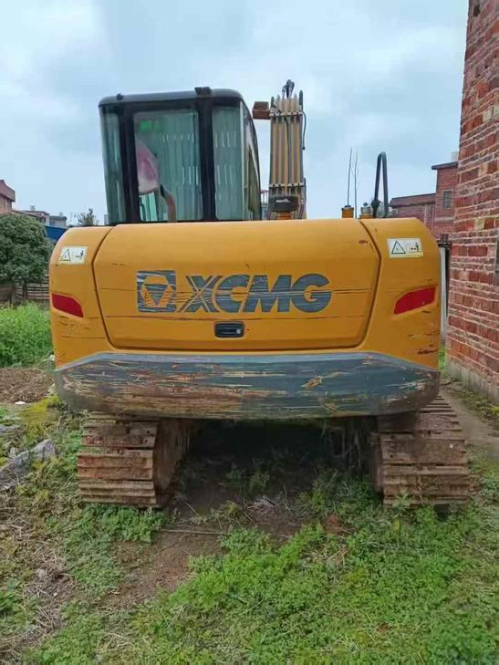 Buy XCMG XE75DA Used Excavator / 1