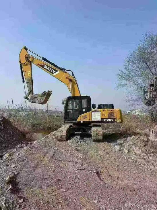 Buy Sany SY205C Used Excavator / 1