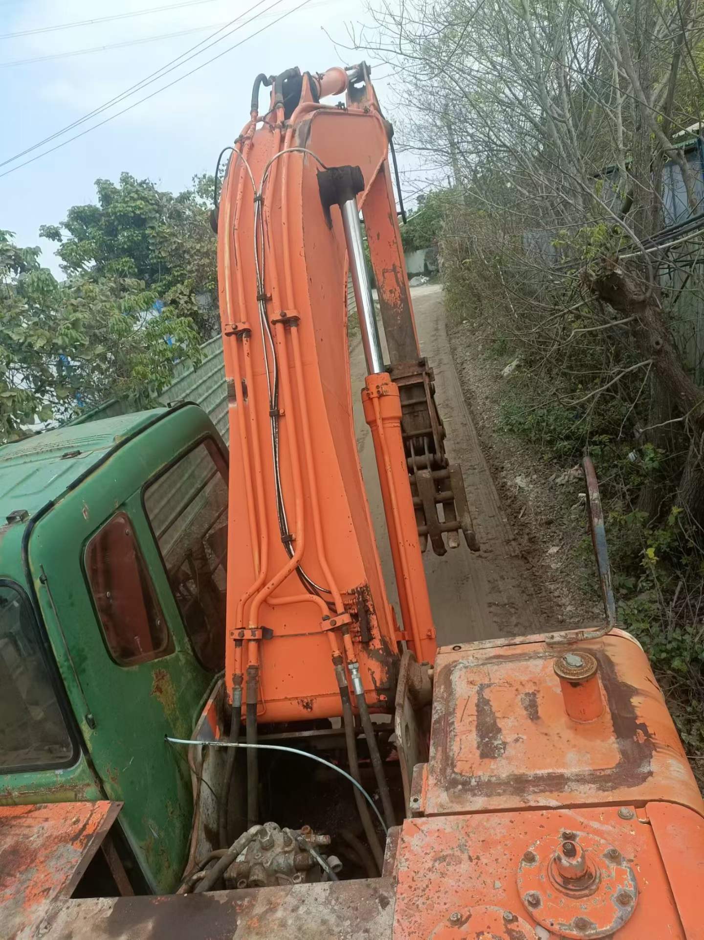 Buy Hitachi EX200-5 Used Excavator / 3 Used Hitachi EX200-5 Excavator 2016 Model / 3