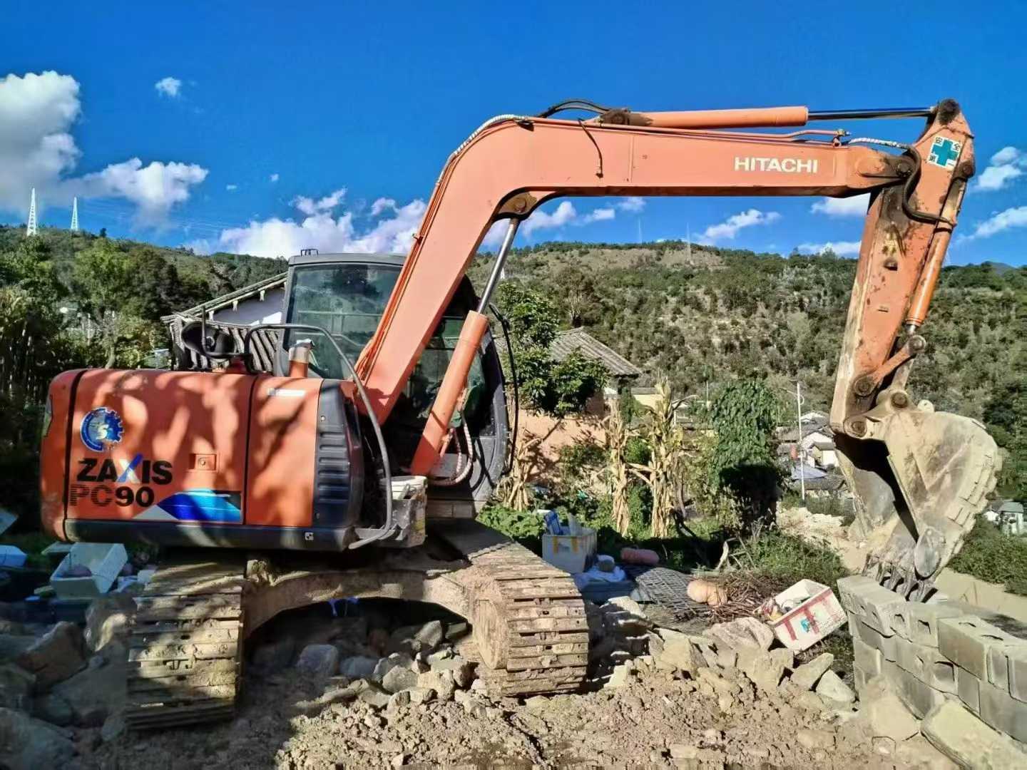 Buy Hitachi EX70 Used Excavator / 5 Used Hitachi EX70 Excavator 2016 Model / 5