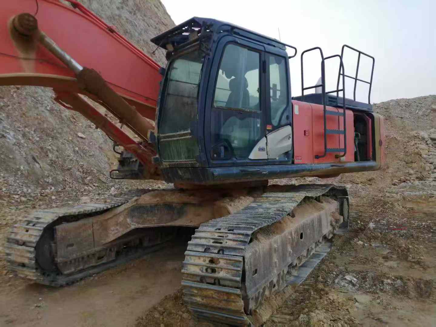 Used Hitachi ZX470H-3 Excavator 2013 Model / 3