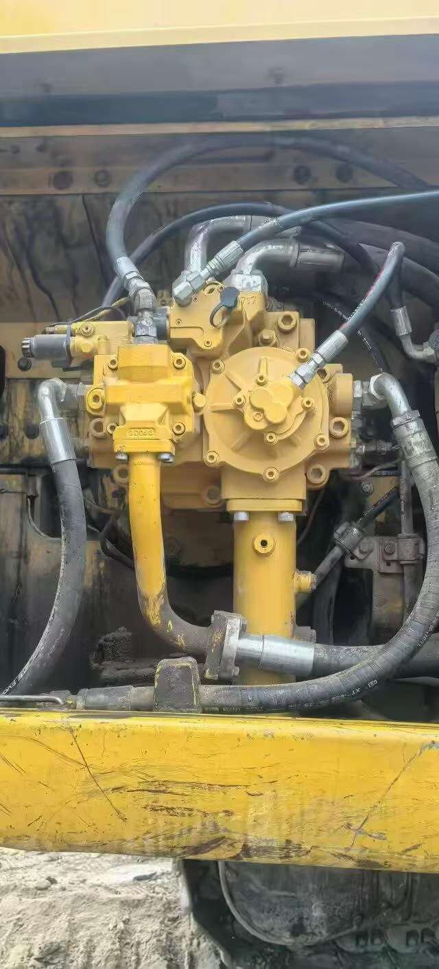 Buy Caterpillar 349E Used Excavator / 1