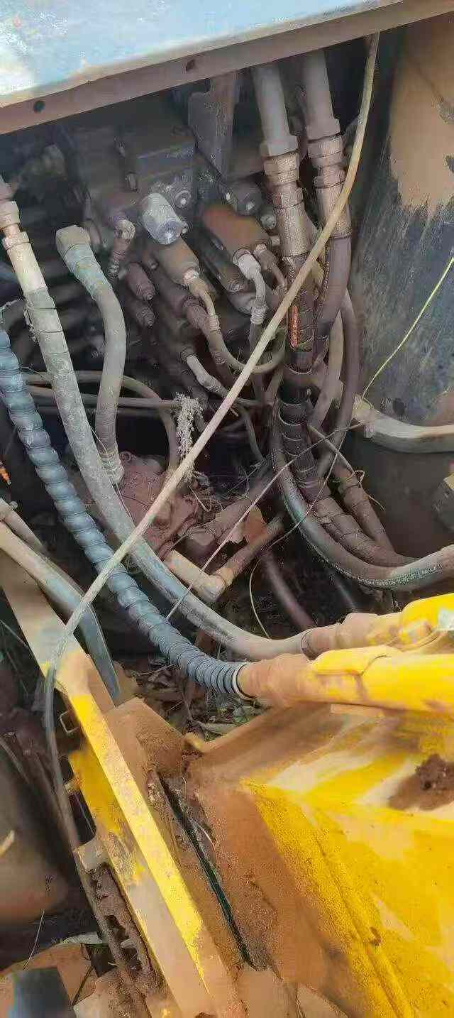 Buy Sumitomo SH120-5 Used Excavator / 4 Used Sumitomo SH120-5 Excavator 2016 Model / 4