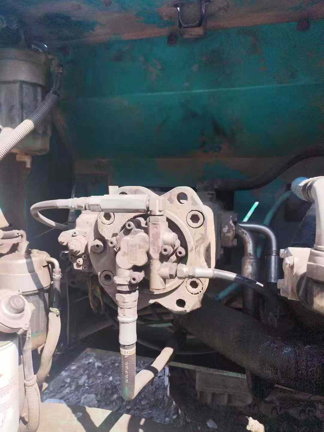 Used Kobelco SK200-8 Excavator 2010 Model / 6