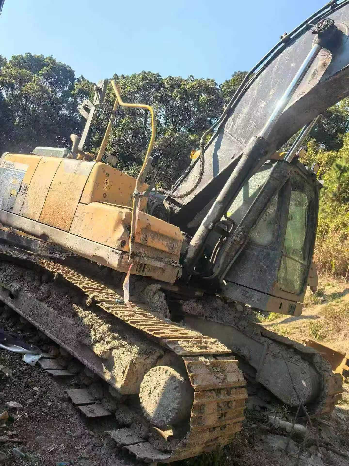 Used Volvo EC210B Excavator 2020 Model / 8