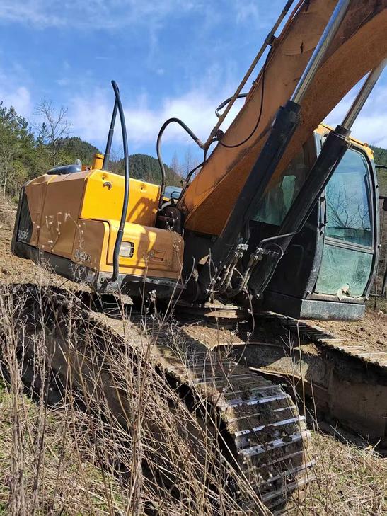 Buy Hyundai R215-7 Used Excavator / 1